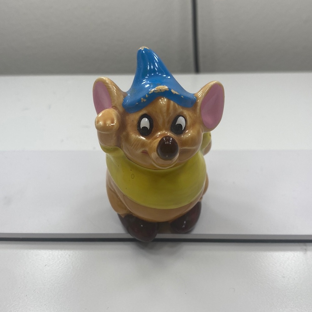 Vintage Disney Ceramic Gus Cinderella Mouse Figure 2" Disney Japan